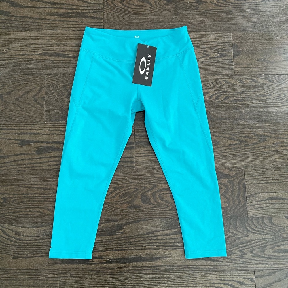 NWT Oakley Womens Active/ yoga Leggings